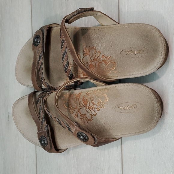 Aetrex Womens Braided Comfort Leather Wedge Sandals Slide  shoes sz 11 - Picture 6 of 14
